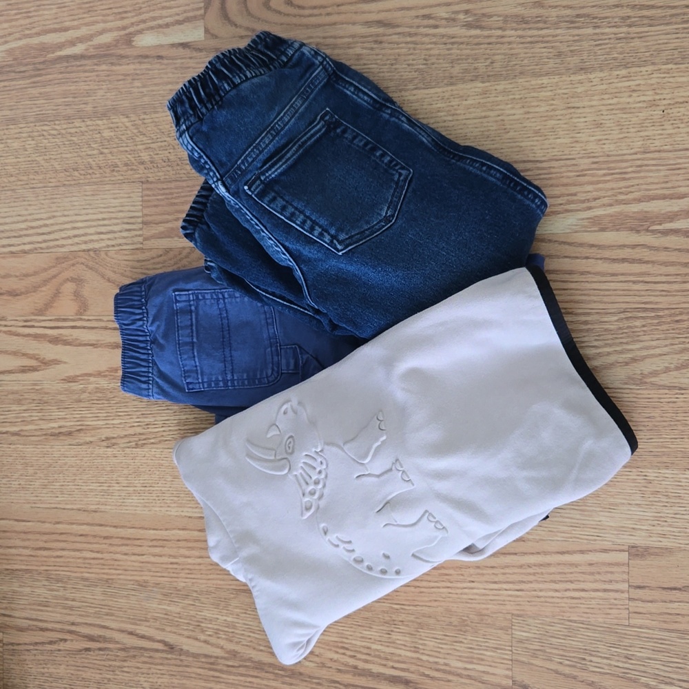 Bundle of boys clothes Gapfit and Old Navy